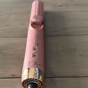LeChic Pink Hair Straightener with Rose Gold Accents